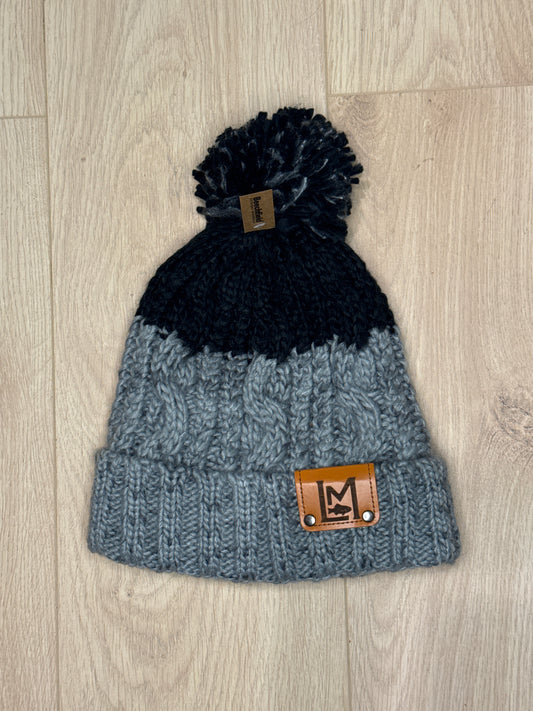 Grey/black Woolly hat